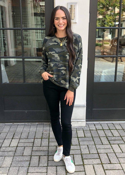 BB Dakota Nothin' to See Here Camo Pullover - Army Green - $79 – Hand In  Pocket