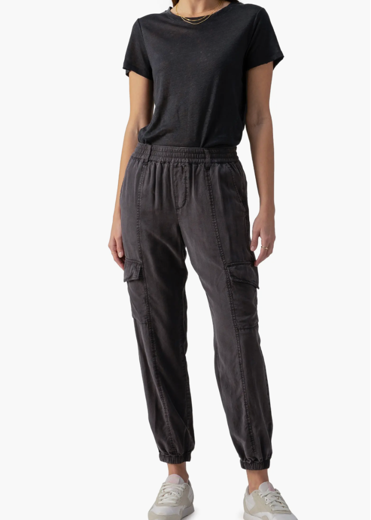 Sanctuary Relaxed Rebel Pant - Black-Hand In Pocket