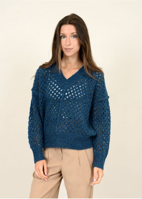 RD Style Nanumea Pull Over- Blue Thistle-Hand In Pocket