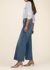 KUT Ryan High Fab Ab Super Wide Leg Denim- Adaptability-Hand In Pocket