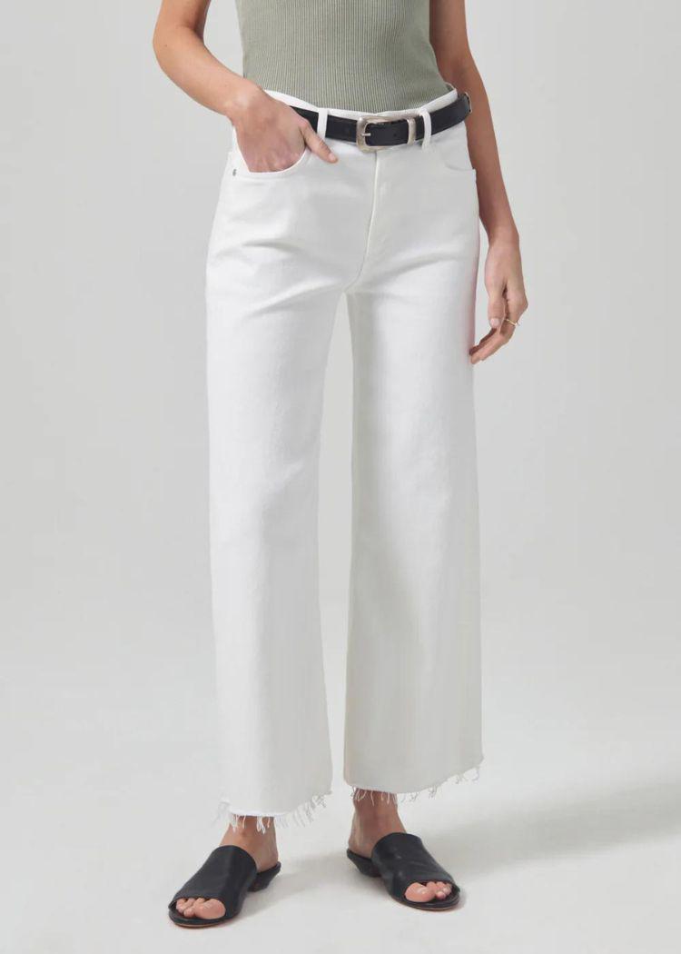 Citizens of Humanity Lyra Crop Wide Leg- White-Hand In Pocket