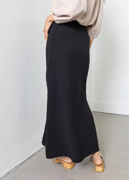 Bobi Gauze Maxi Skirt W/Front Slit-Black-Hand In Pocket