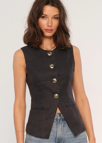 Heartloom Emerson Vest- Black-Hand In Pocket