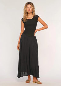 Heartloom Mora Dress- Black-Hand In Pocket