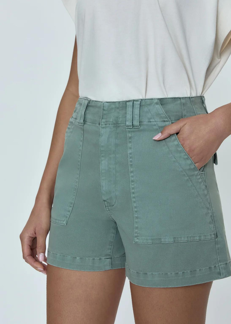 Pistola Marissa Short - Bluff-Hand In Pocket