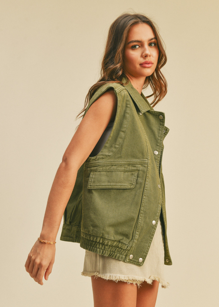 Molli Washed Utility Vest-Hand In Pocket