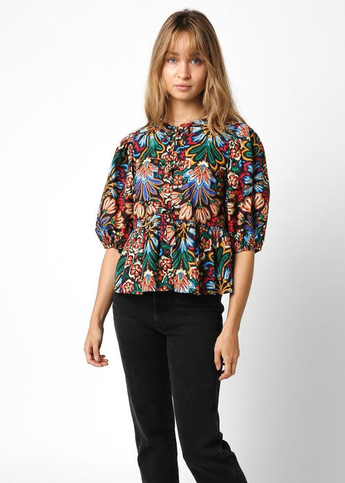 Averi Top- Black Multi-Hand In Pocket