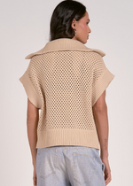 Elan Cassie S/S Sweater - Sand-Hand In Pocket