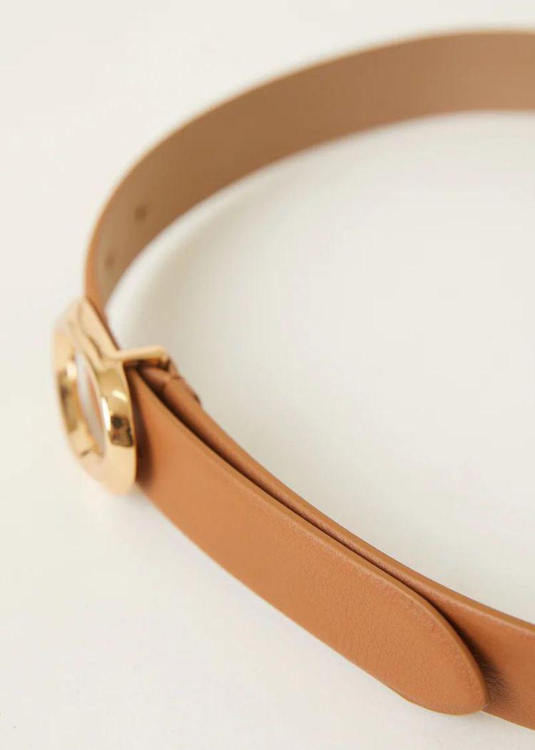 Gracie Belt- Tan Gold-Hand In Pocket