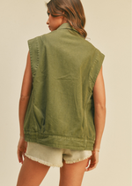 Molli Washed Utility Vest-Hand In Pocket