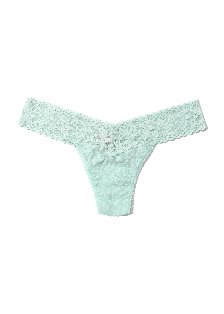 Hanky Panky Signature Lace Low Rise Thong - Low Tide-Hand In Pocket