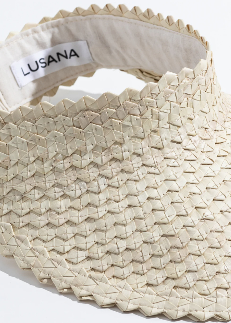 Lusana Solid Baha Visor- White-Hand In Pocket