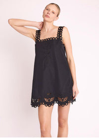 Berenice Rizy Black trapeze dress-Hand In Pocket