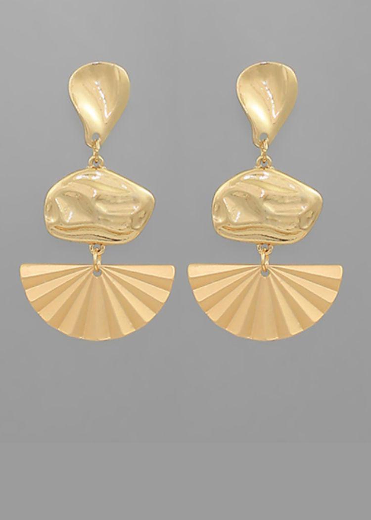 Lucia Fan Shaped Link Earrings-Hand In Pocket