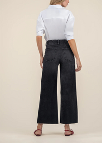 KUT Meg High Rise Fab Ab Wide Leg Denim- Specialist-Hand In Pocket