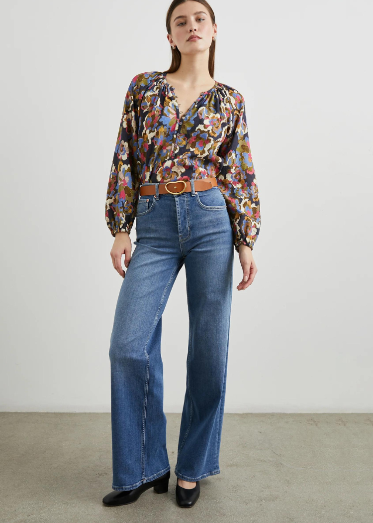 Rails Indi Top- Navy Wildflower-Hand In Pocket