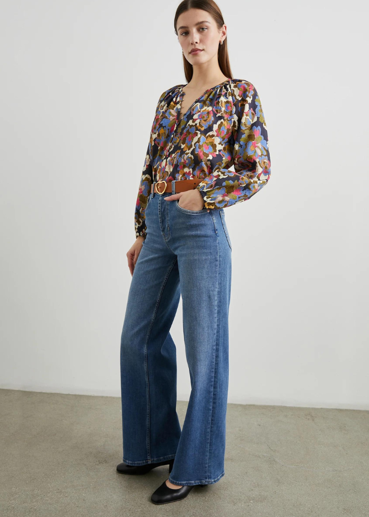 Rails Indi Top- Navy Wildflower-Hand In Pocket