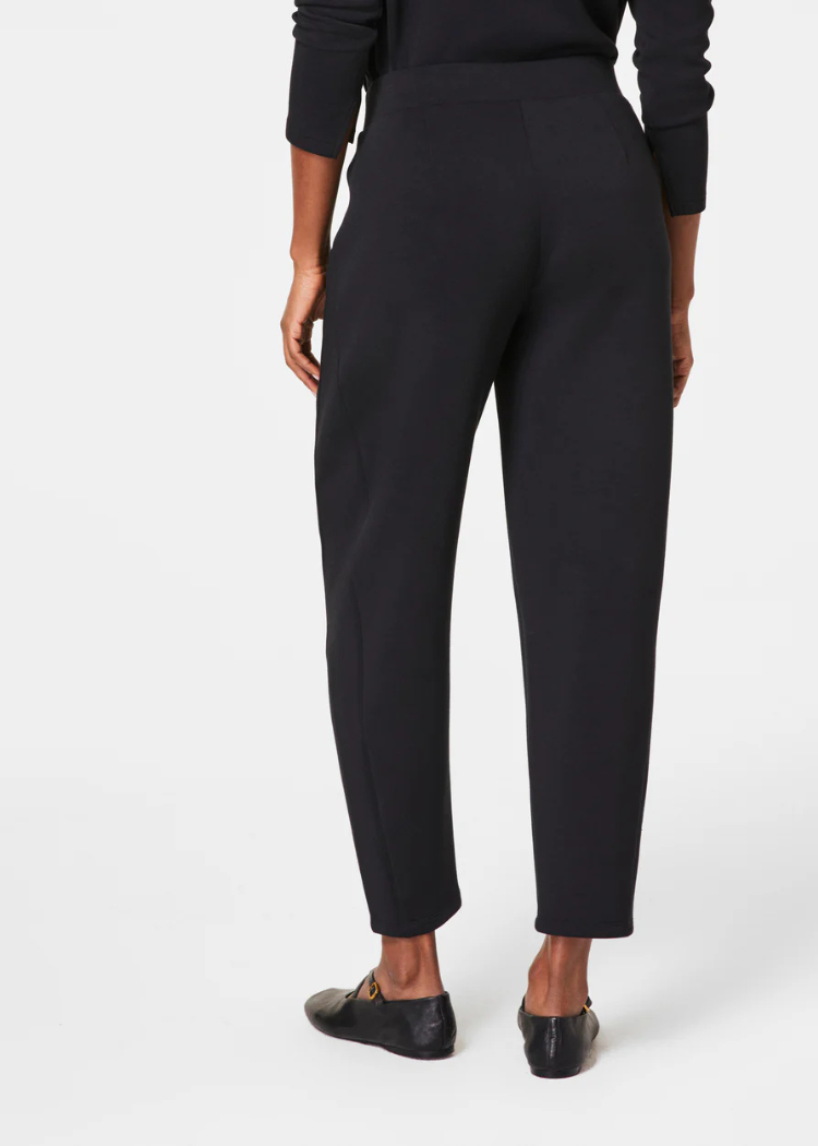 Spanx AE Barrel Pant- Black-Hand In Pocket