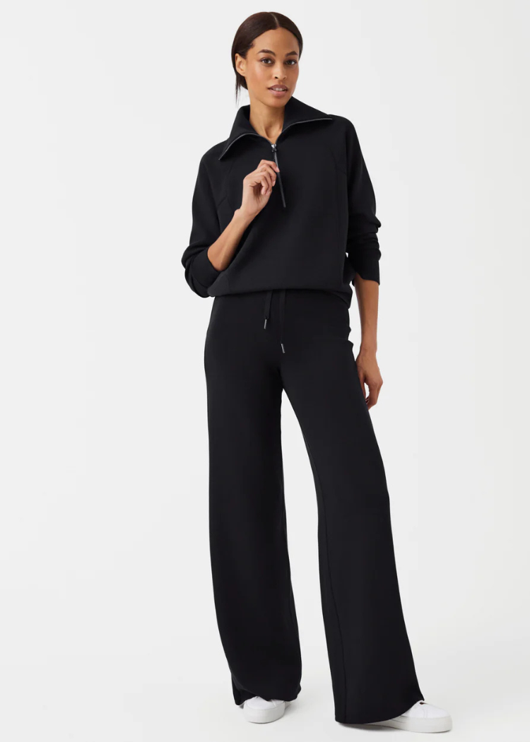 Spanx Airessentials Wide Leg Pant- Black-Hand In Pocket