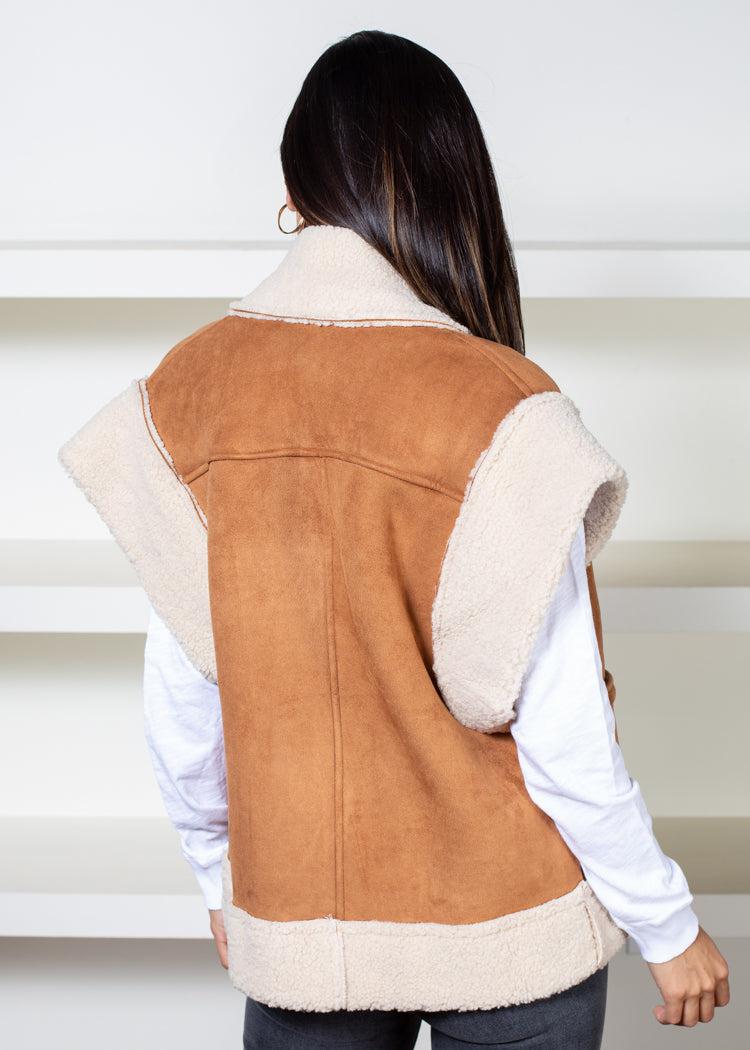 Huntah Sherpa Vest***FINAL SALE***-Hand In Pocket