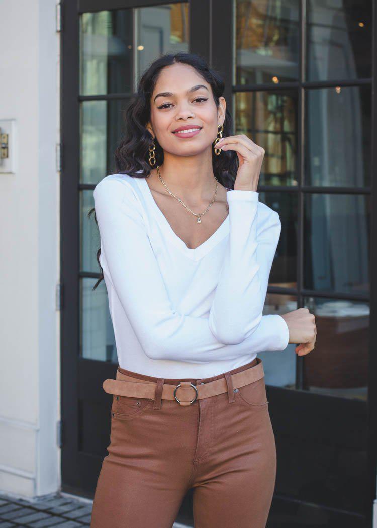 Michael Stars Layla Long Sleeve V Neck Tee-White-Hand In Pocket