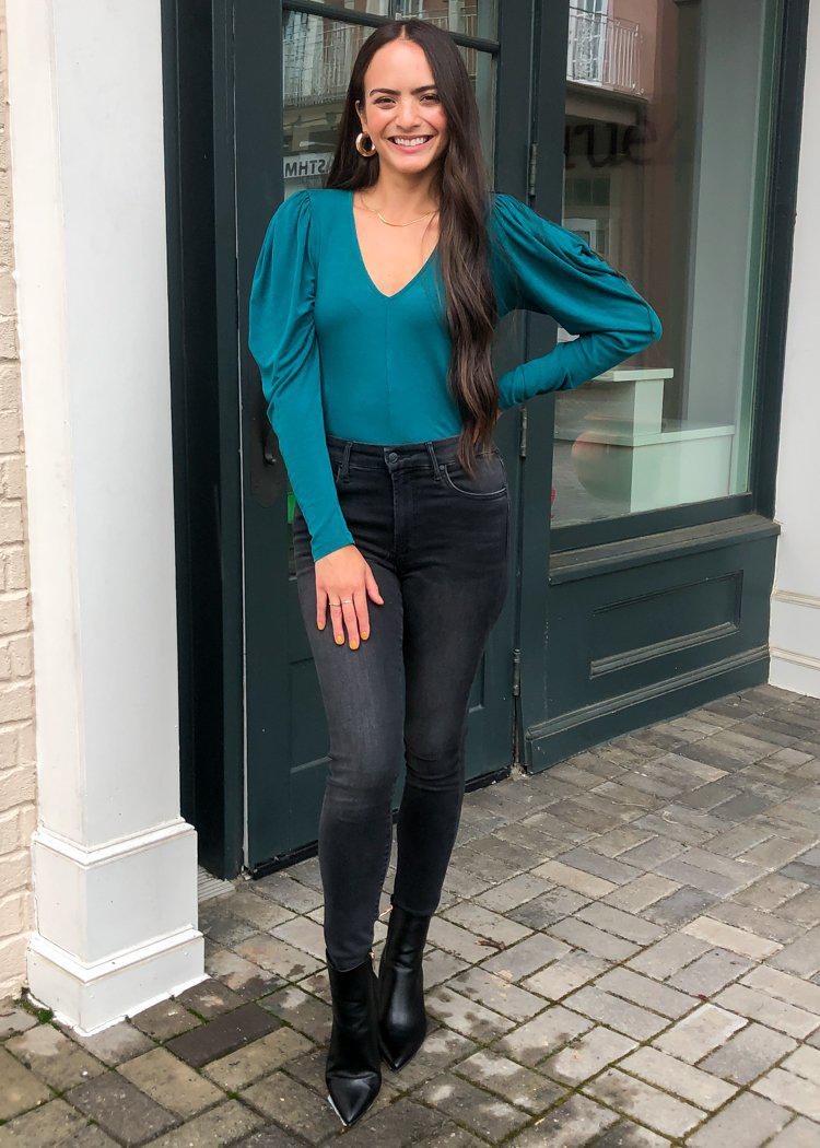 Bobi Puff Shoulder V Neck Tee-Jade-Hand In Pocket