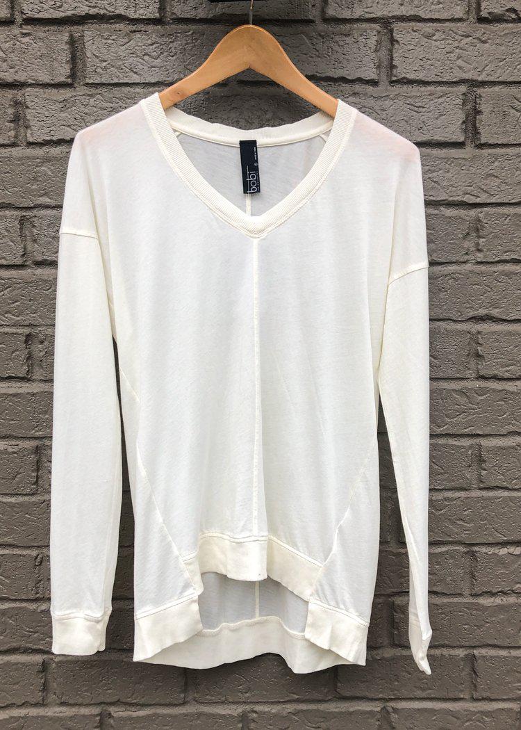 Bobi Essential Long Sleeve V Neck Tee-Cream-Hand In Pocket