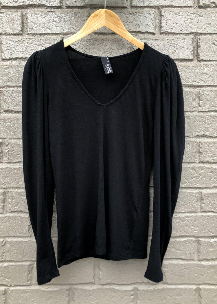 Bobi Puff Shoulder V Neck Tee-Black-Hand In Pocket