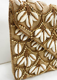 Jakarta Puka Shell Clutch-Hand In Pocket