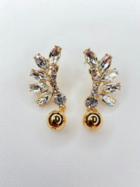 Colliers Wing Earring Ball Drop-Gold-Hand In Pocket