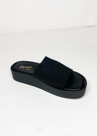 Seychelles Catamaran Platform - Black-Hand In Pocket