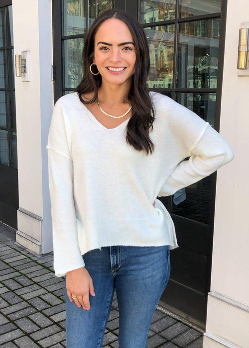 Cielo V Neck Sweater - Ivory-Hand In Pocket