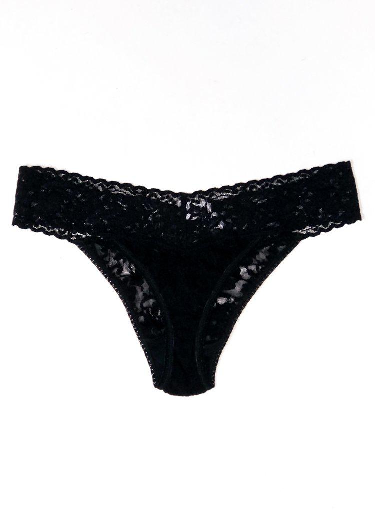 Hanky Panky Signature Lace Original Rise Thong -Sapphire-Hand In Pocket