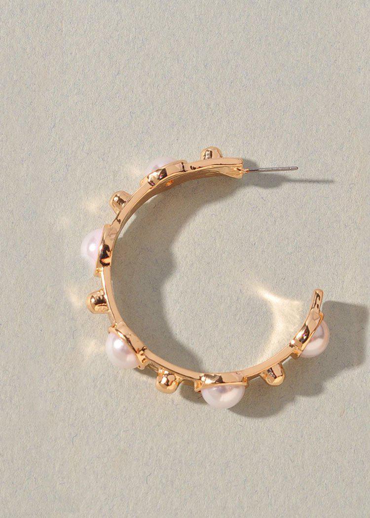 Akoya Pearl Stud Hoop-Hand In Pocket